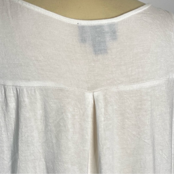 by & by Sheer Floral Sleeveless Blouse - Picture 4 of 7